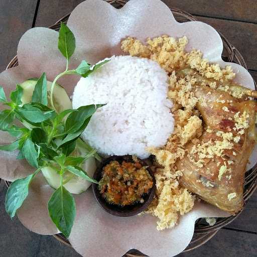 Ayam Bakar & Ayam Goreng Bengawan 9