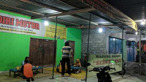 Warung Makan Sego Goreng Komplit Enak 10