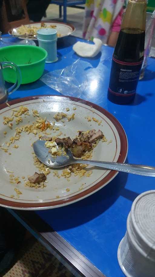 Warung Makan Sego Goreng Komplit Enak 2