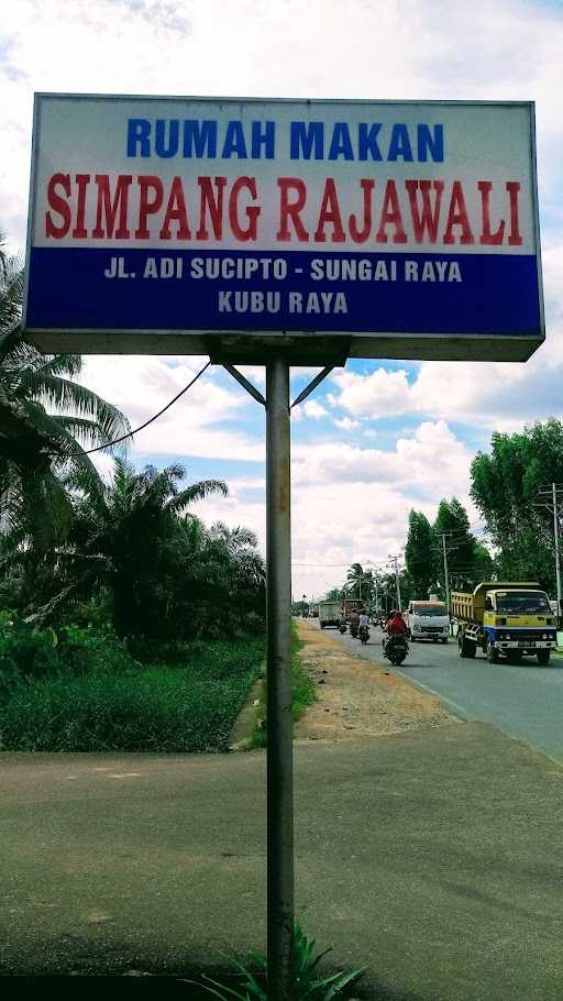 Rumah Makan Simpang Rajawali 8