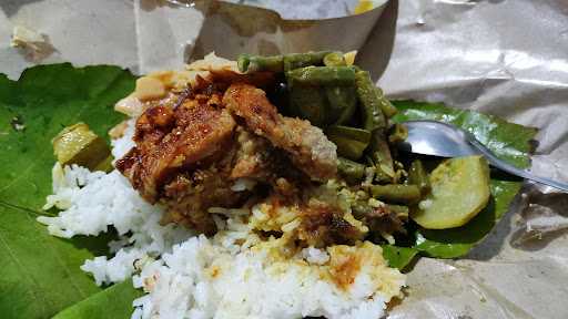 Warung Makan Hi-Ling 9