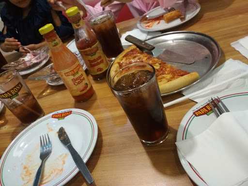 Papa Ron's Pizza - Ternate 4