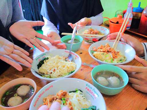 Bakso & Mie Ayam Arema 4