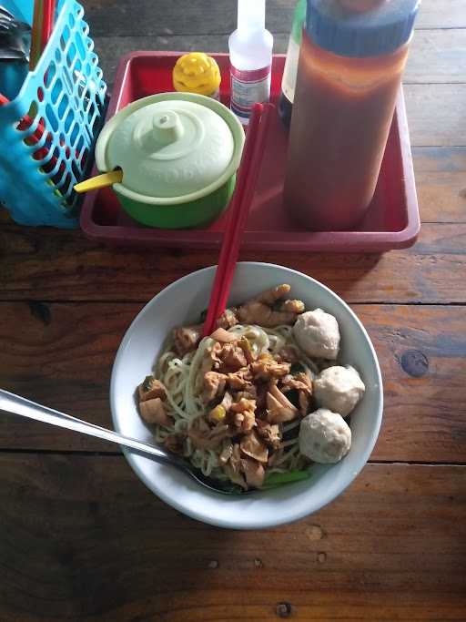 Mie Ayam Ceker Adlis 5