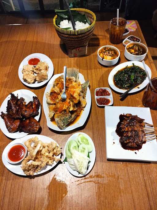 Waroeng Sunda Restaurant - Talaga Bestari 4