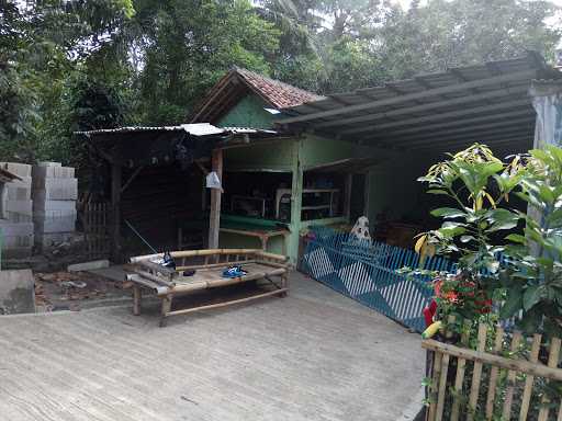 Warung Mak Emin 4