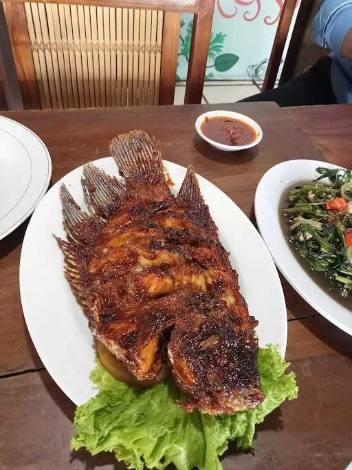 Muphus Seafood Sanur Lamongan 10