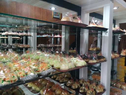 Tri Jaya Cake & Bakery 9