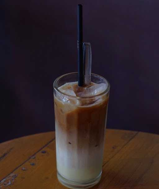 Inlander House Coffee , Salatiga 2