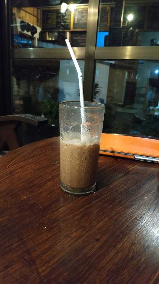 Inlander House Coffee , Salatiga 3