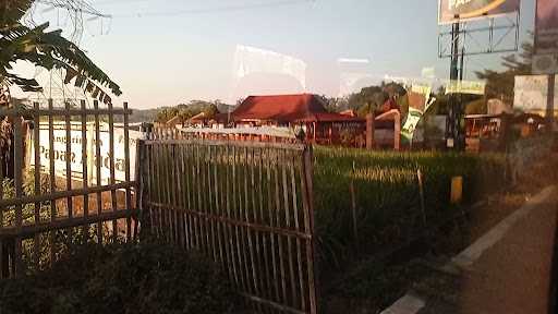 Kedai Tengah Sawah 2