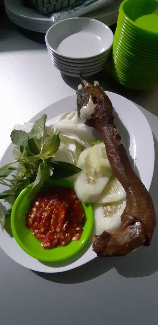 Bebek Goreng Gayatri 4