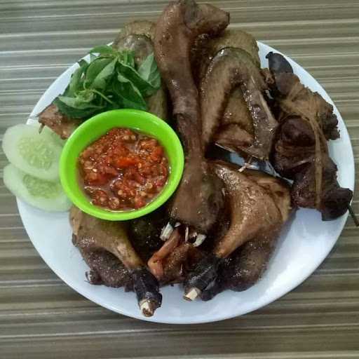 Bebek Goreng Gayatri 6