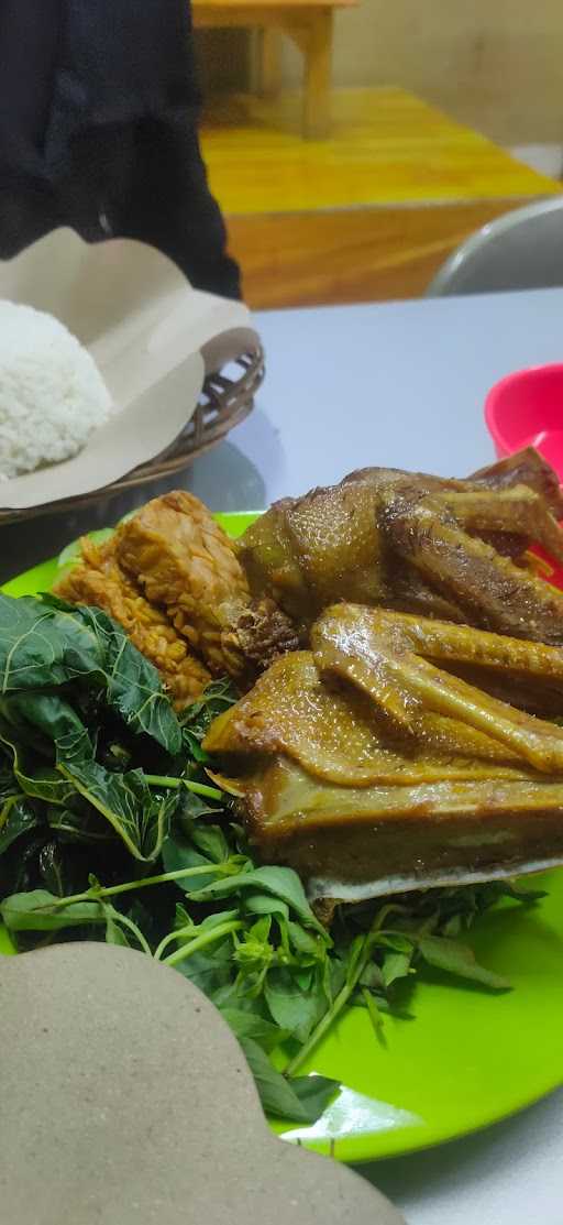 Bebek Goreng Gayatri 10