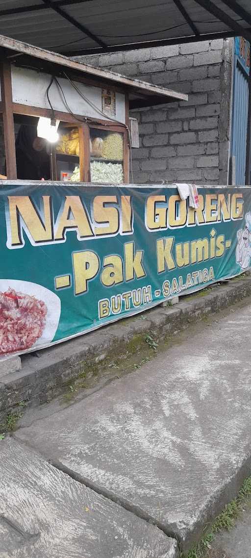 Nasi Goreng Pak Kumis Butuh 6