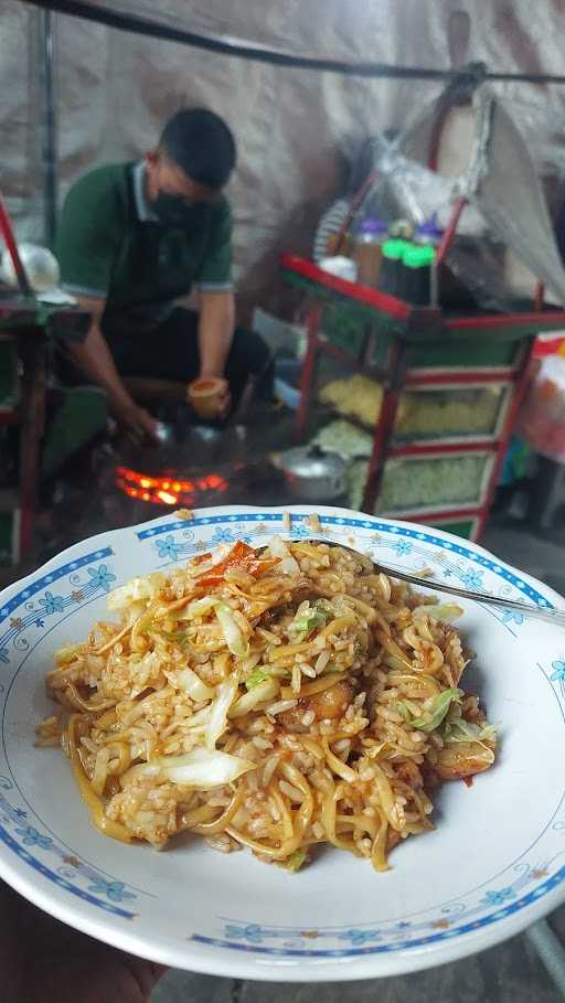 Nasi Goreng Pak Minto 8