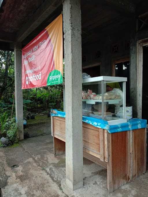 Nasi Uduk Mba' Rom Kalibening 3