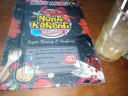 Nona Kerang 1