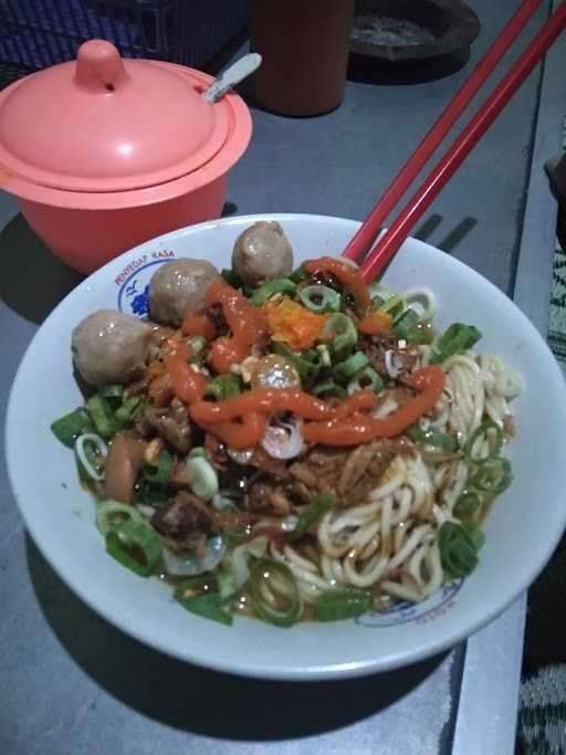 Mie Ayam & Bakso Mbak Heni 6