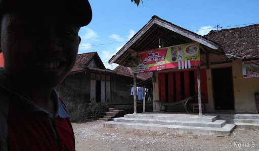 Warung Makan Mbah Dariyem 10