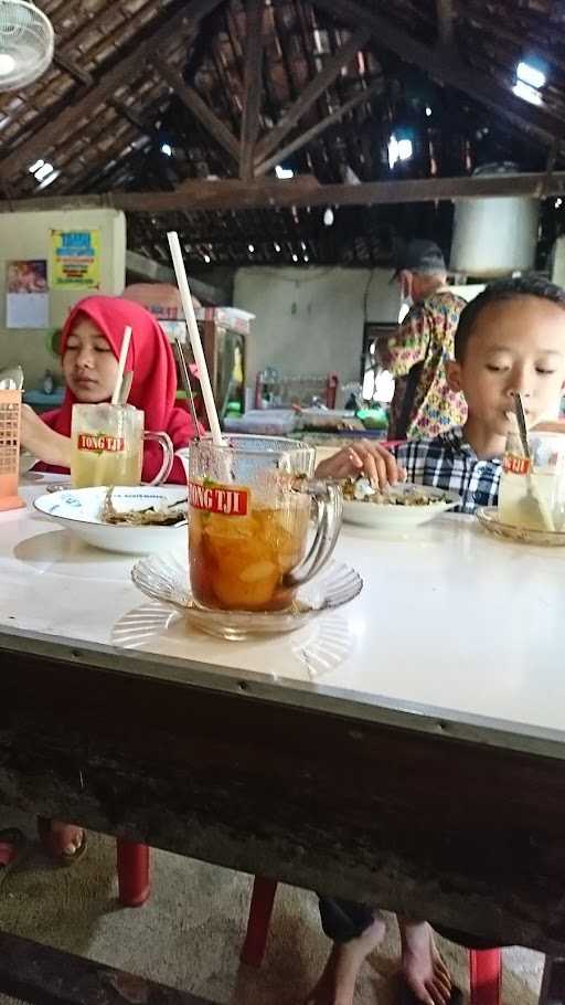 Warung Makan Mbah Dariyem 2