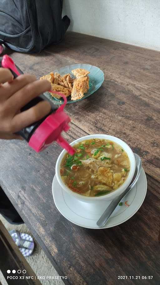 Warung Soto Mbah Uti 3