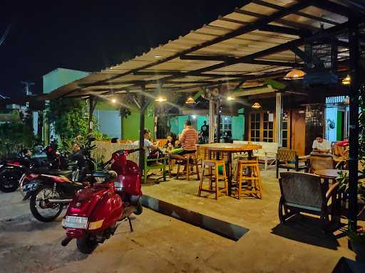 Kopiss Cafe 8