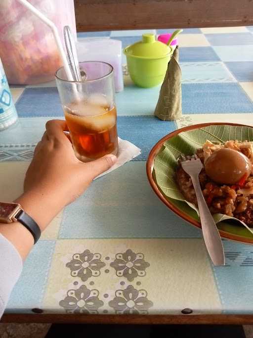 Warung Makan Lestari Taman Sari 8