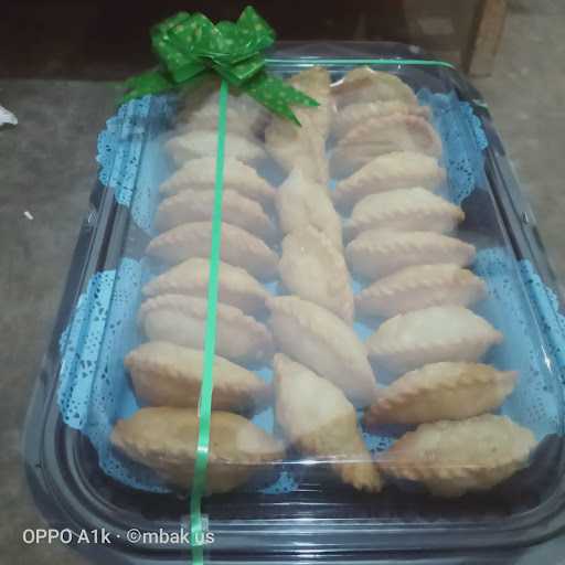 Rumah Kue Mbak Us 1