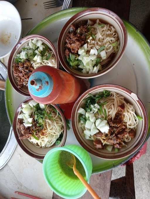 Bakso & Mie Ayam Tugu Mas Agung 4