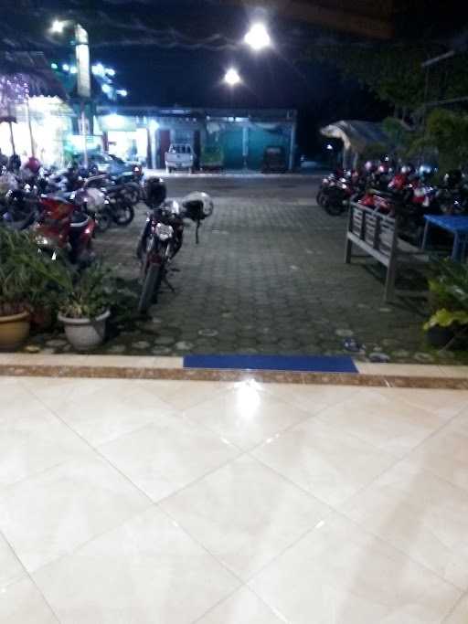 Warung Makan Dua Selera 8