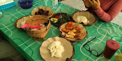 Warung Makan Bu Sri 5