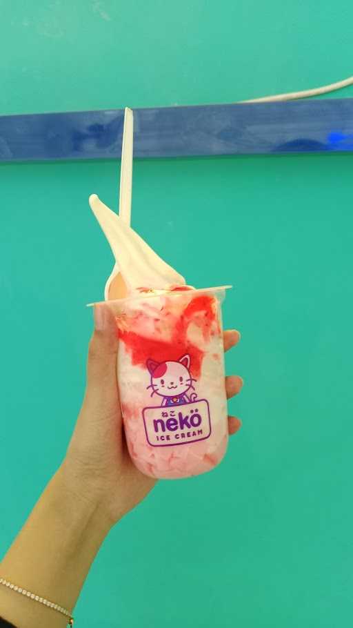 Neko Ice Cream Tuban 9