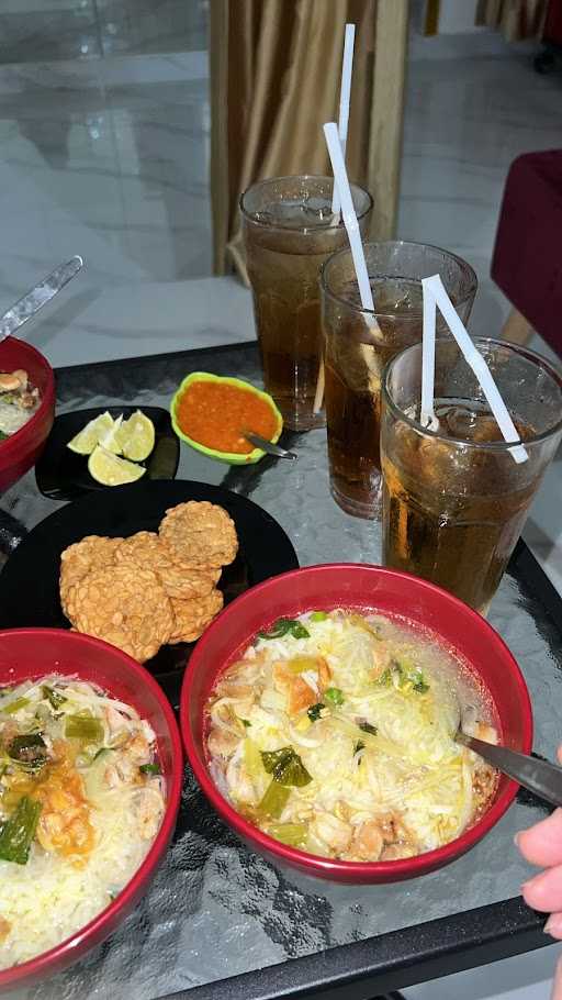 Hall'S Cafe Graha Padma 6