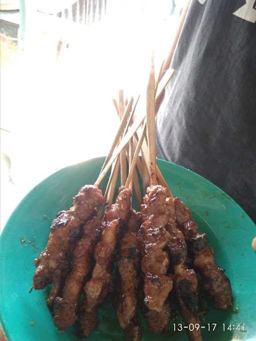 Sate Kambing Bu Surati 1