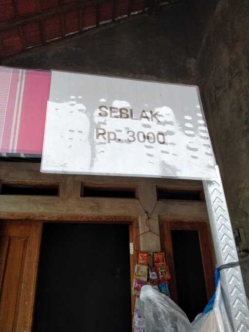 Warung Japeri 6