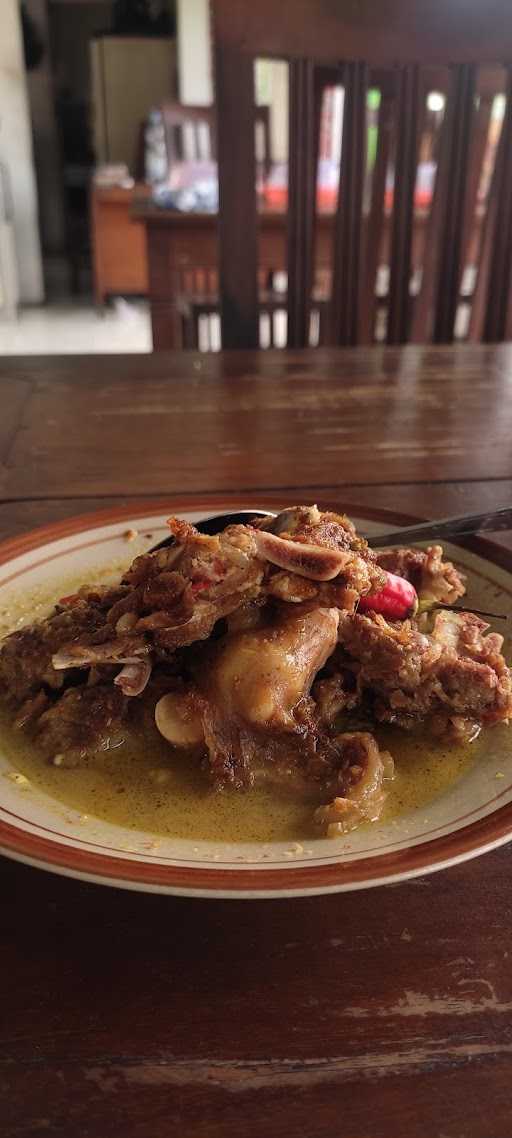 Soto Gentong Spesial Daging Sapi 9