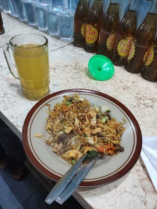 Bu Wiji Nasi Goreng 7