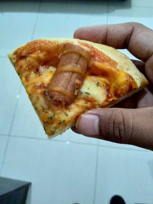 Pizza Hut Delivery - Phd Indonesia 8