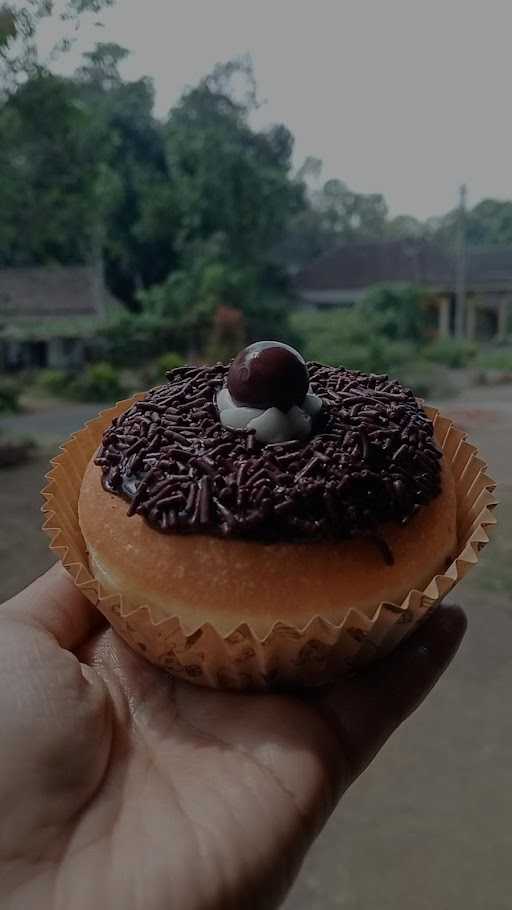 Donat Naen 9