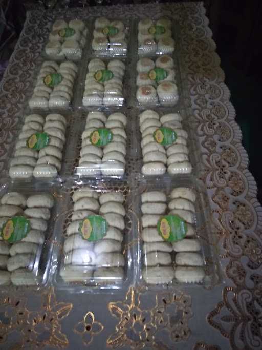 Rumah Kue Bunda (Kue Pia) 2