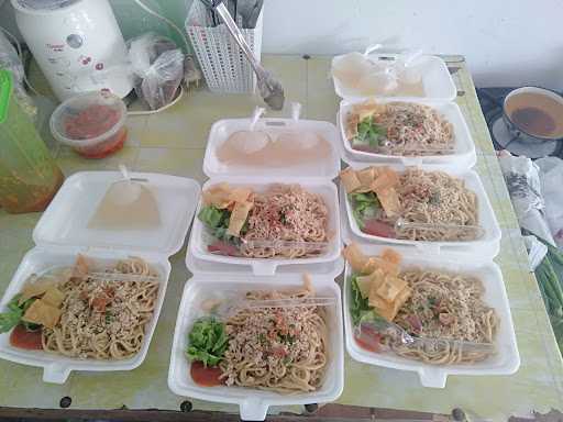 Bakso & Mie Ayam Yummy 4