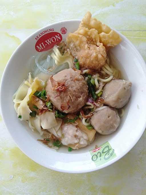 Bakso & Mie Ayam Yummy 1