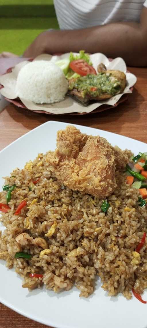 Hajj Chicken Kebonsari 4