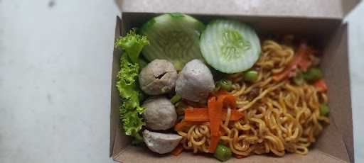 Mie Ayam Lucari 7