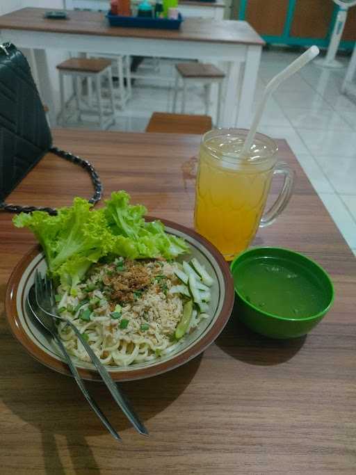 Pangsit Mie Jakarta 4