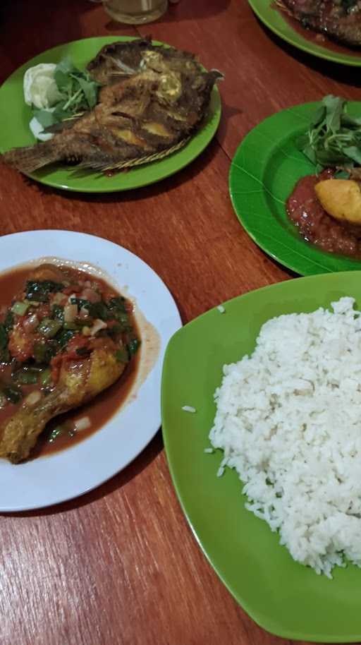 Seafood & Lalapan 1