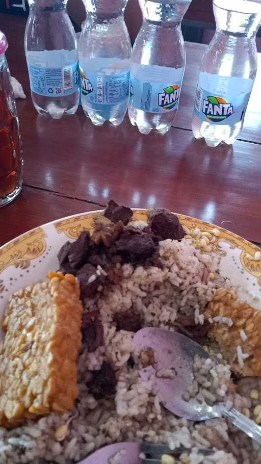 Warung Nasi Della 1