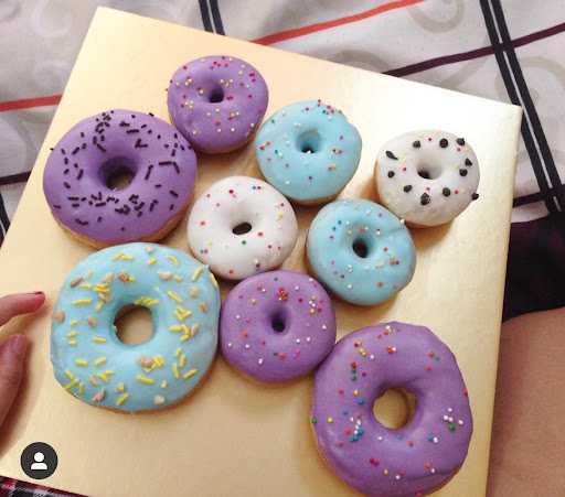 Indonutss Donat Huruf Salatiga 1