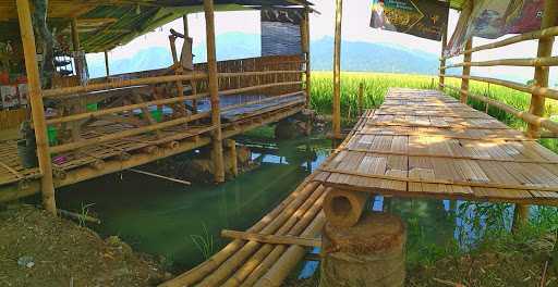 Warung Sawah Pak Reben 7